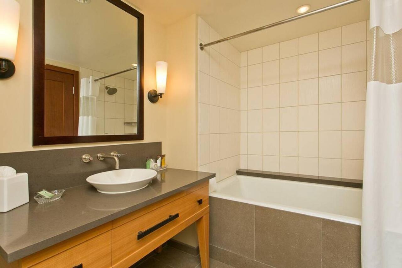 Ko Olina Beach Villas O512 - 2Br Ocean View Luxury Condo With Semi-Private Lagoon Beach & 1 Free Parking 카폴레이 외부 사진